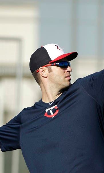 Twins' Mauer eager to try hand as full-time first baseman